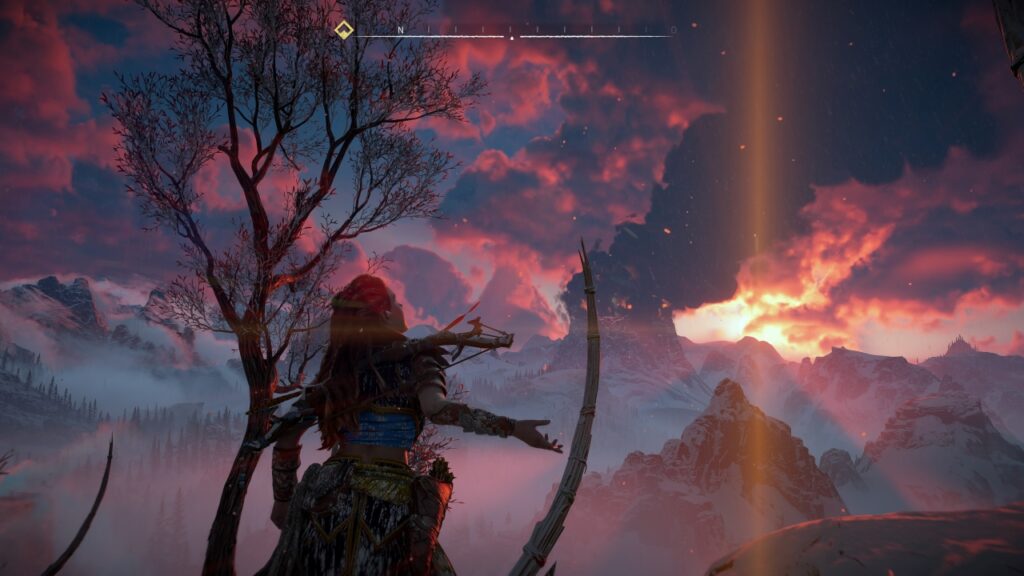 Eine große Rauchwolke aus dem ursprünglichen DLC-Abschnitt, der in Horizon Zero Dawn Remastered ebenfalls integriert ist.